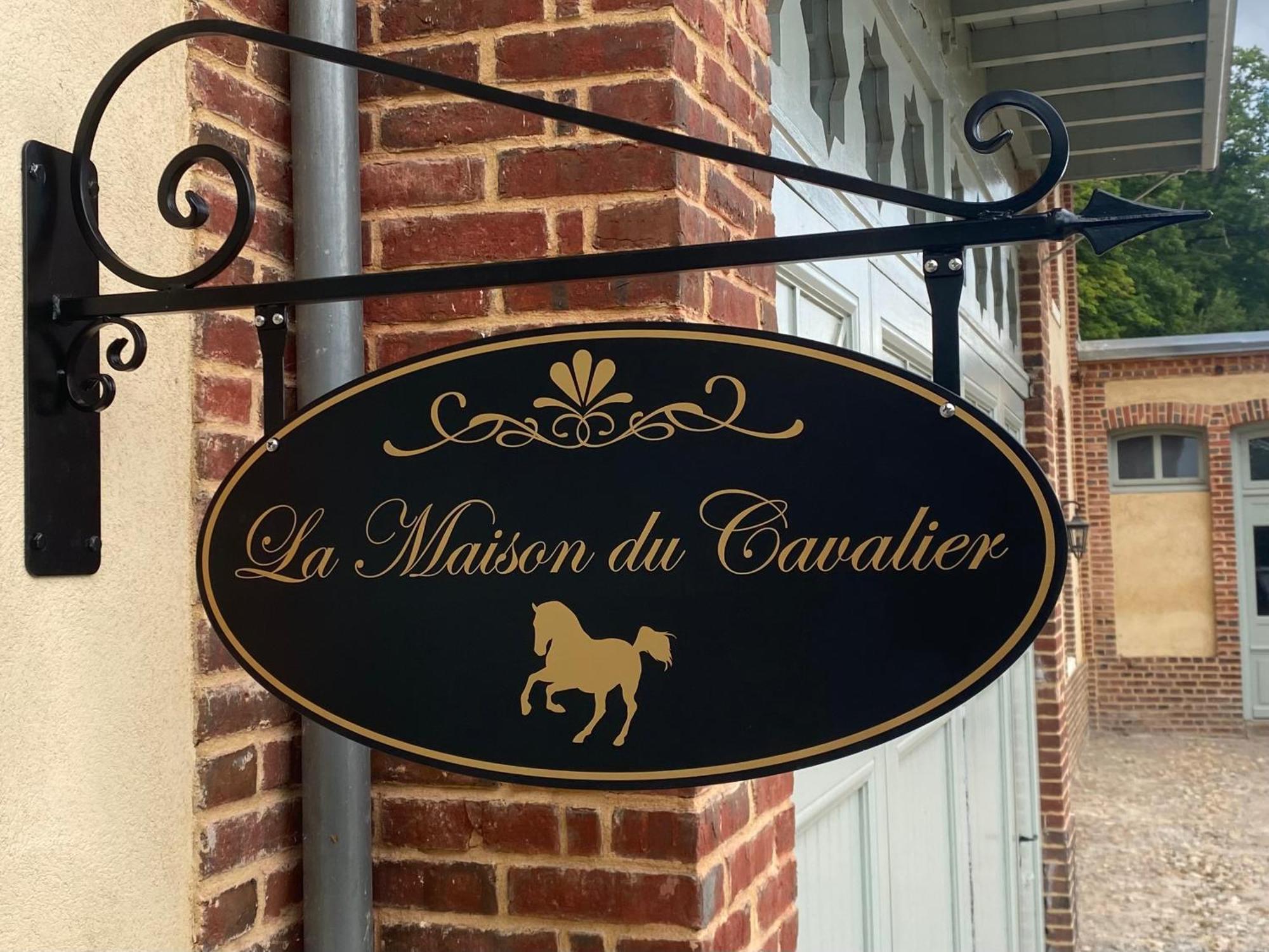 La Maison Du Cavalier, Chateau De Lavenue Pierrefitte-en-Auge Exterior foto